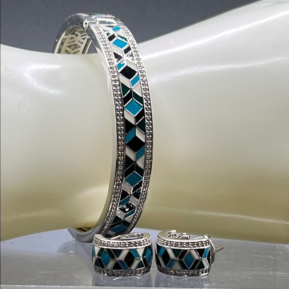 Belle Étoile hand painted Italian enamel Forma bracelet and earring set